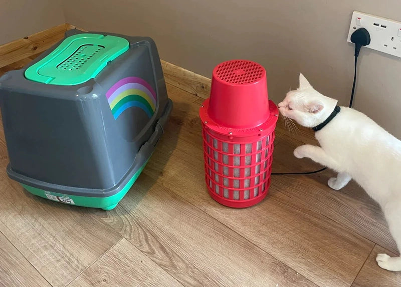 Smell Away® SA1 and Bea with her cat litter box